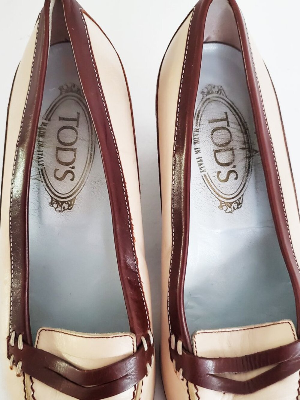 Tod's Penny Loafer Beige & Brown Leather Kitten Heel Pumps Sz 38.5 - Picture 5 of 13